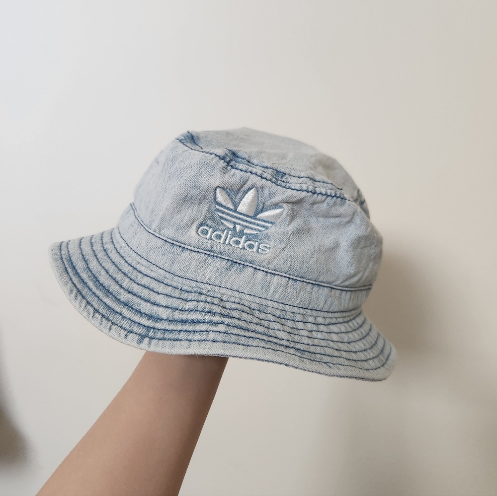 Adidas ligth wash blue denim bucket hat